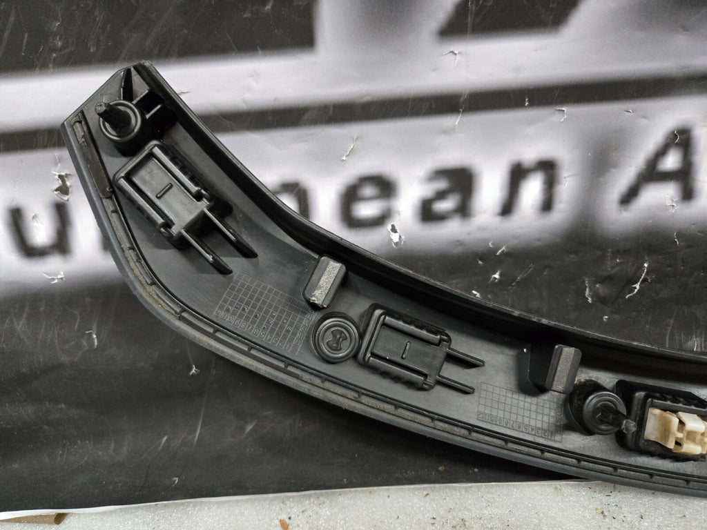 2019 - 2024 Lamborghini Urus Rear Right Side Wheel Arch Trim Molding Panel OEM