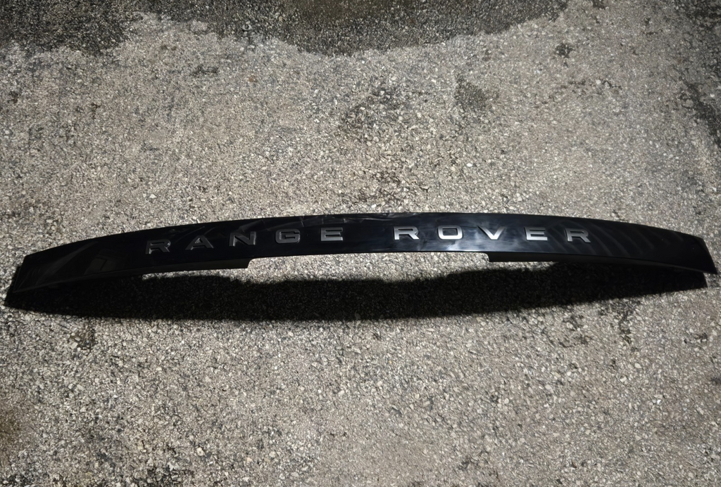 2022 - 2026 Range Rover L460 Rear Tailgate Center Panel M8E215C436BP OEM