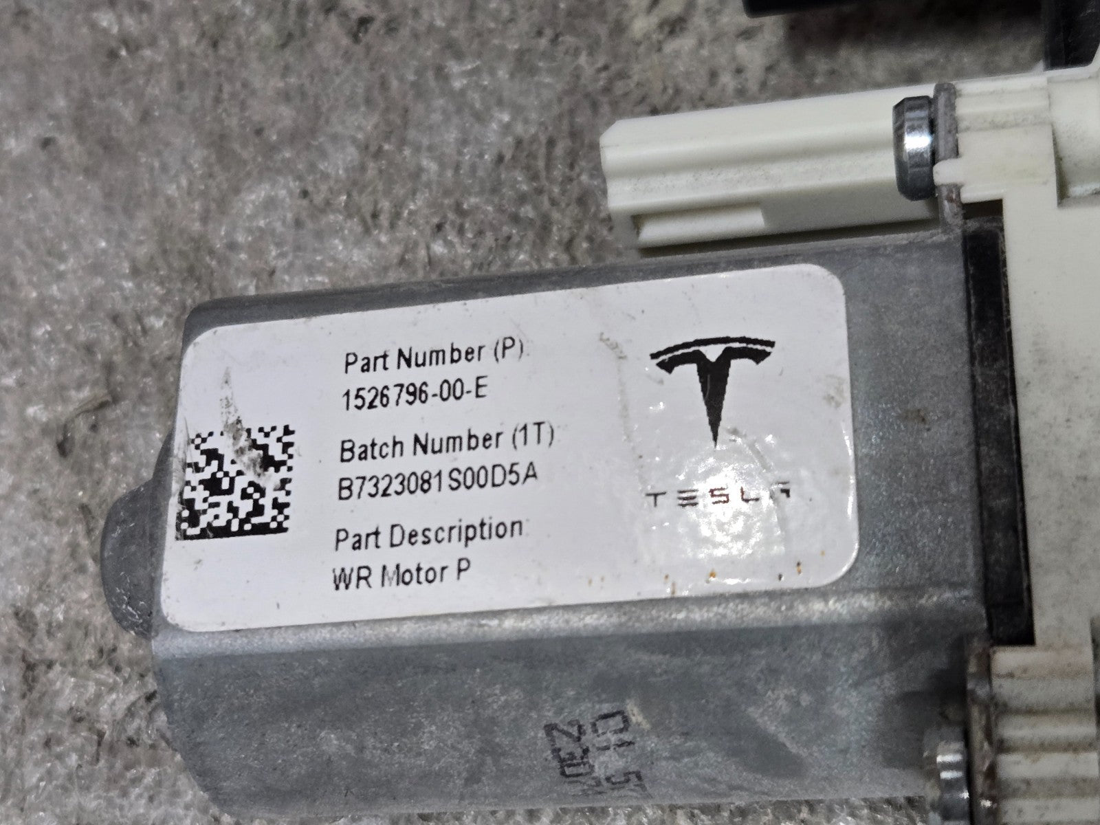 2020 2021 2022 2023 TESLA MODEL Y REGULATOR MOTOR LEFT FRONT OEM 1526796-00-E