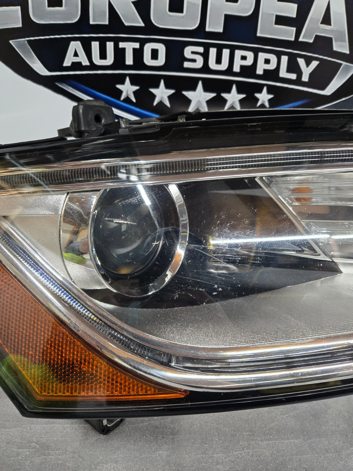 2013-2017 Audi Q5 HID Xenon Right RH Passenger Headlight 8R0941006E OEM