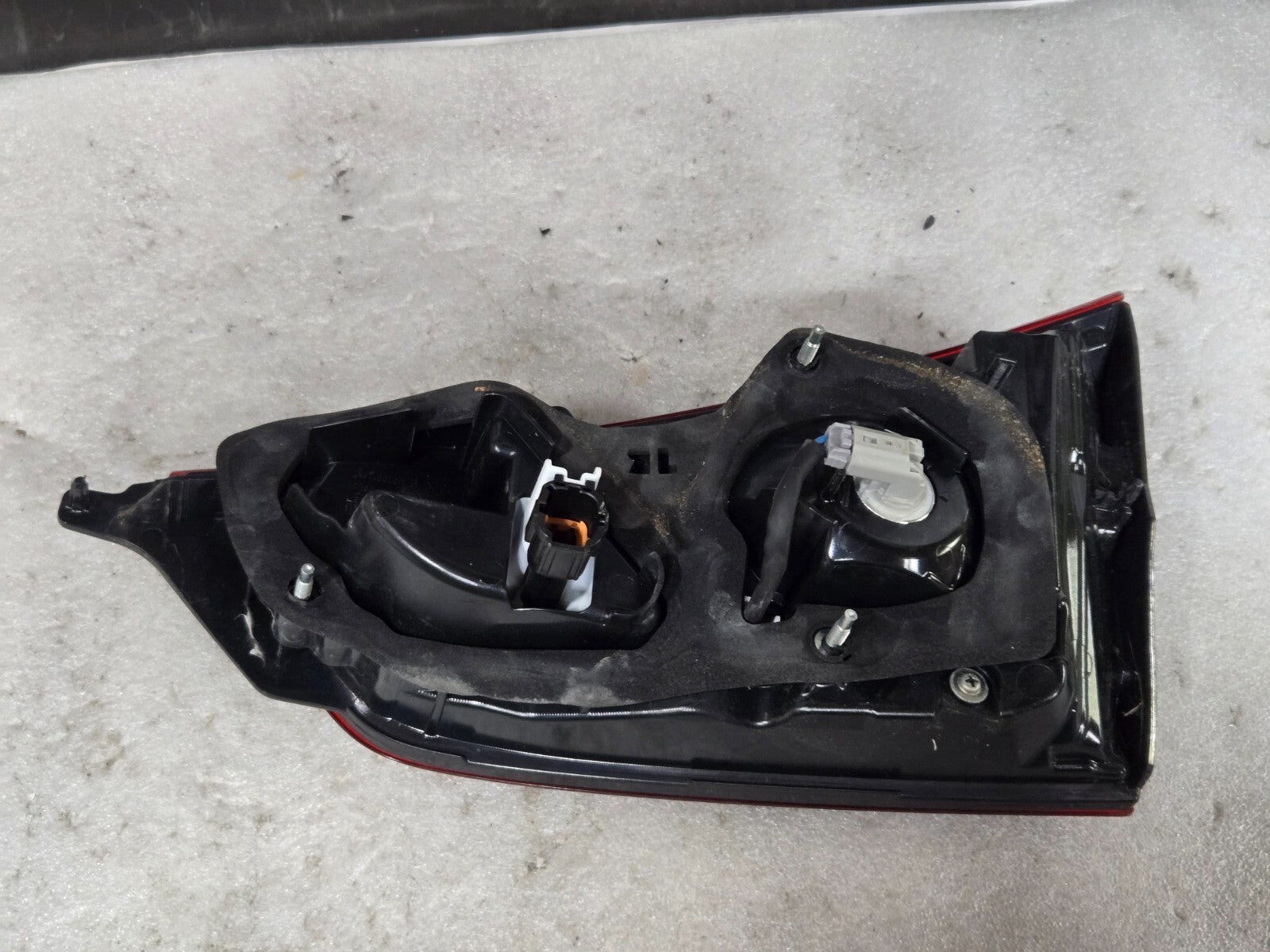 2017-2021 Nissan Quashqai Left LH Driver Side Inner Tail Light Taillight OEM