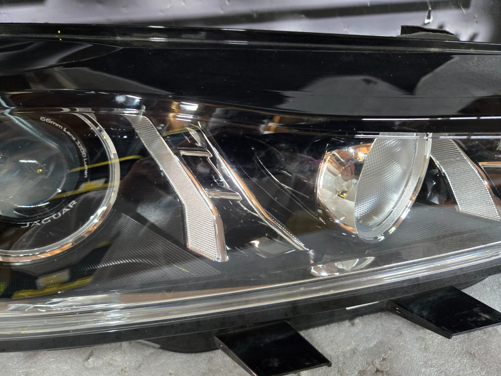 2016-2019 Jaguar XE Headlight Xenon Right Passenger GX73-13W029-CE w/ Modules OE