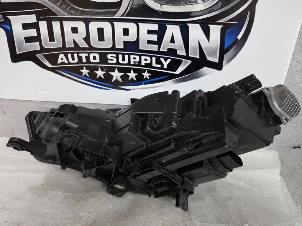 2017 2018 2019 Audi A4 S4 LED Headlight Right RH Passenger OEM 8W0941034B