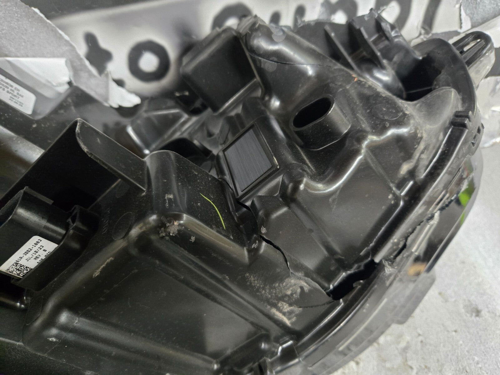 2019-2023 FORD EDGE SPORT BLACK BEZEL LEFT DRIVER LH LED HEADLIGHT OEM
