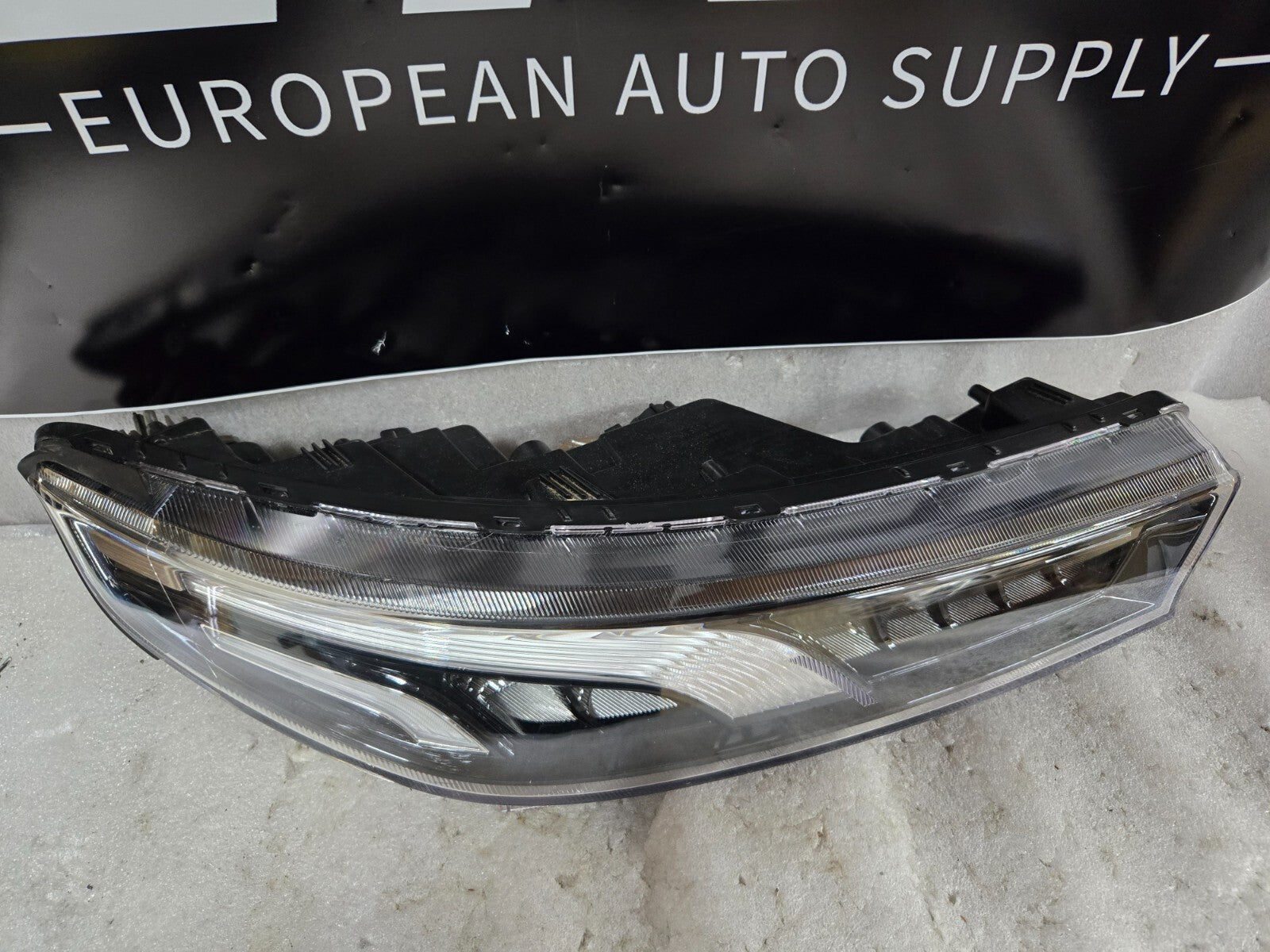 2020-2022 HYUNDAI PALISADE RIGHT RH PASSENGER SIDE LED DAYTIME RUNNING LIGHT OEM
