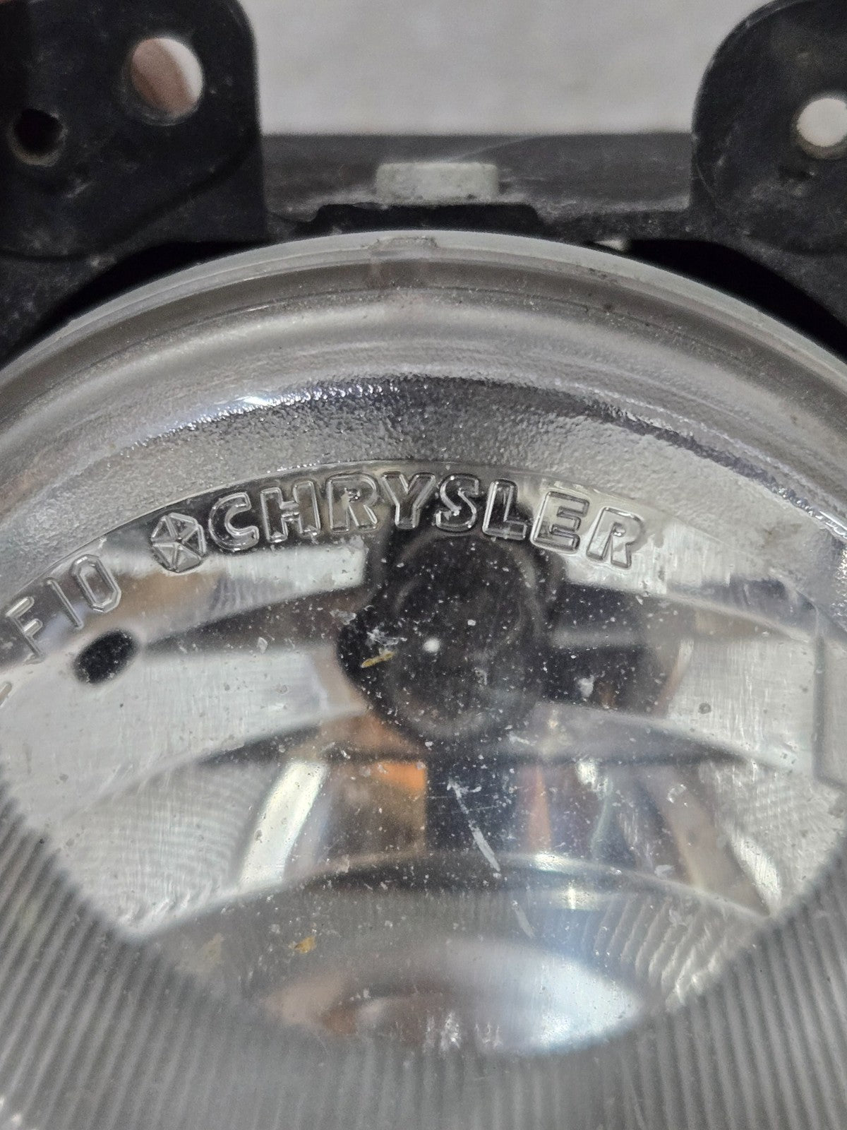 2007-2018 Jeep Wrangler Halogen Fog Lamp Right Passenger or Left Driver A045048