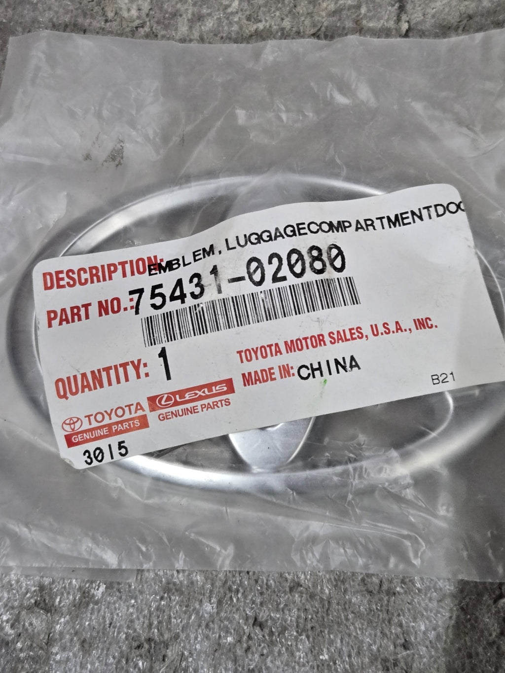 Genuine OEM Toyota 75431-02080 Rear Trunk Emblem Badge Logo NEW