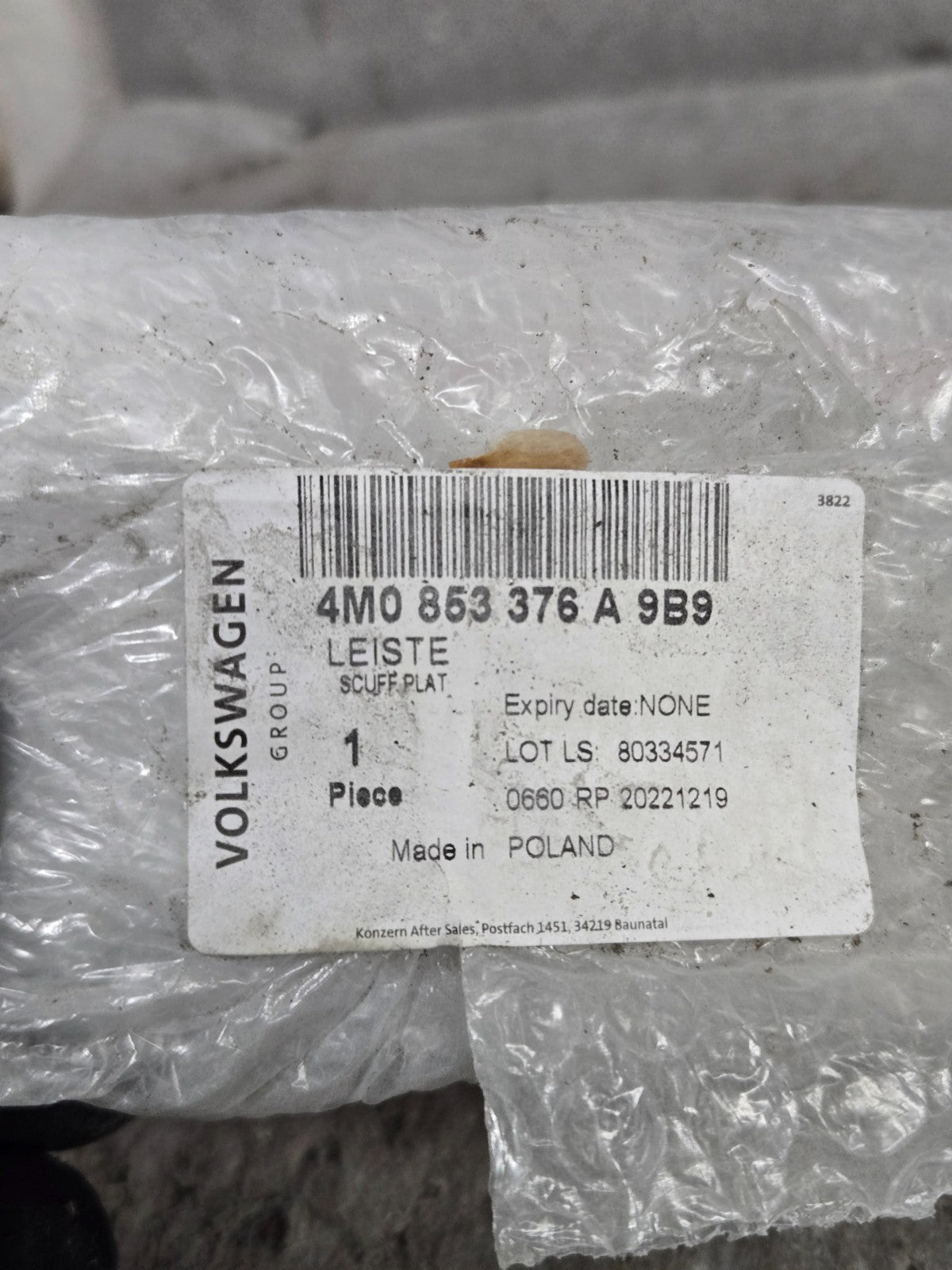 NEW AUDI Q7 4M REAR RIGHT OUTER SILL TRIM STRIP 4M0853376A9B9 4M0-853-376-A-9B9