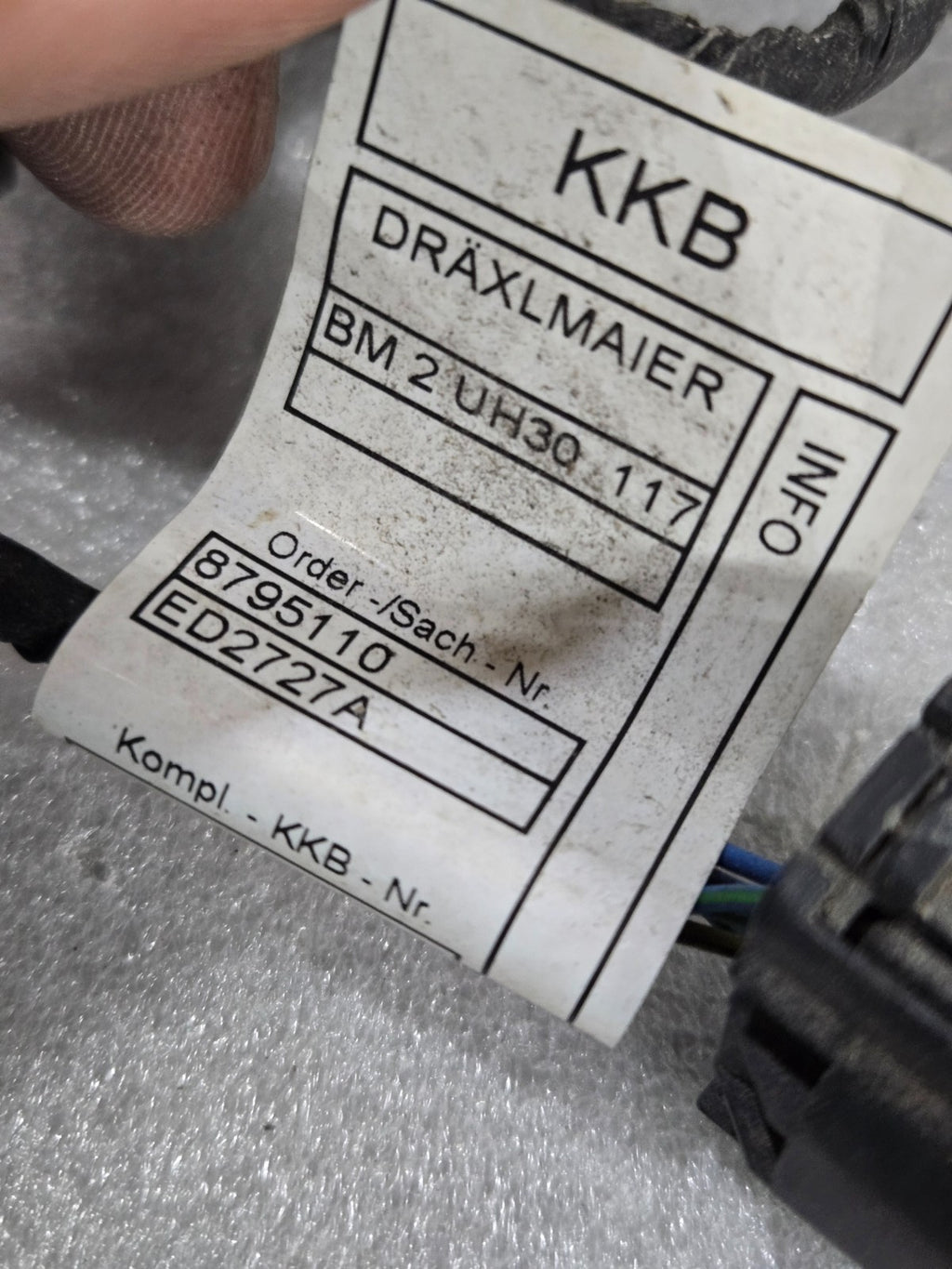 2019-2023 BMW X3 X4 REAR BUMPER PARKING SENSOR HARNESS OEM w/ Sensors 8795110