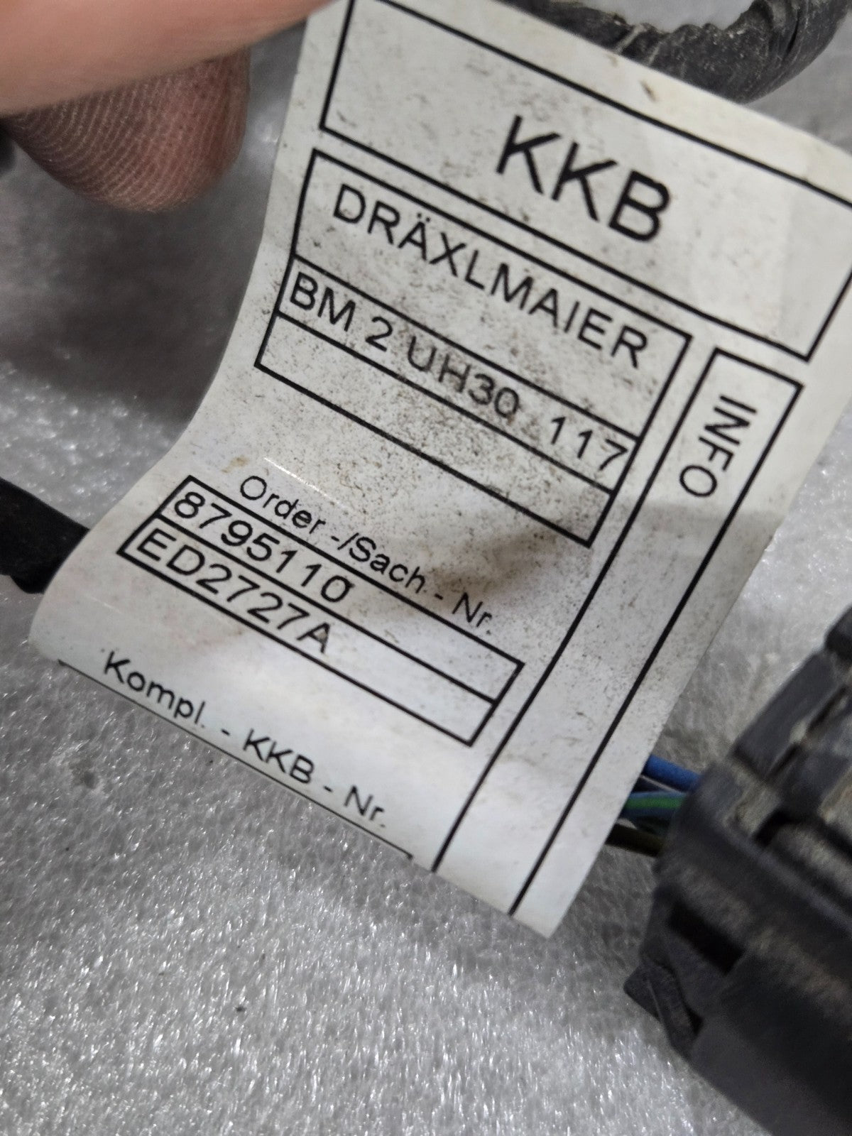2019-2023 BMW X3 X4 REAR BUMPER PARKING SENSOR HARNESS OEM w/ Sensors 8795110