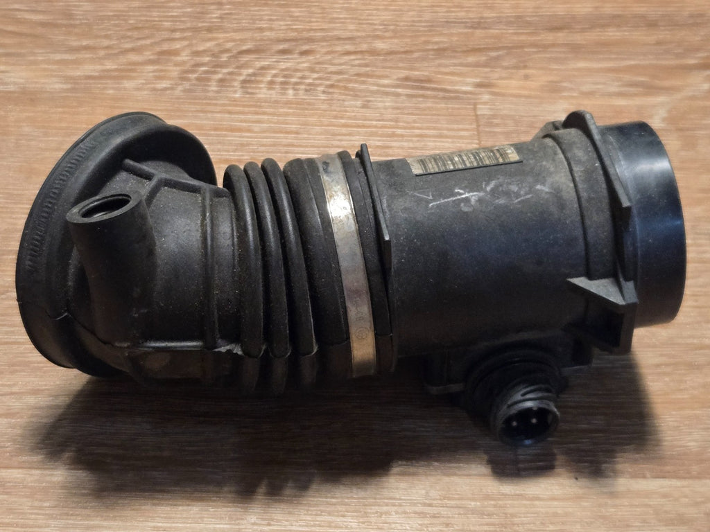 1996 - 1999 BMW E36 E39 M52 Engine Mass Air Flow Meter MAF Sensor 1703275 OEM