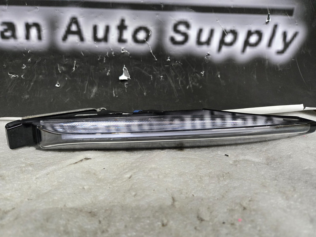 2019-2021 Porsche Macan Front Left LH Daytime Running Light 95B953081B OEM
