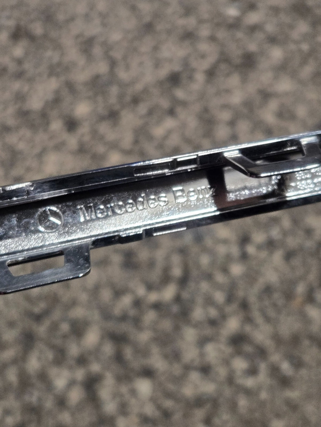 2020-2026 Mercedes GLE450 GLE580 GLE350 GLE53 Front Lower Strip Trim A1678851410