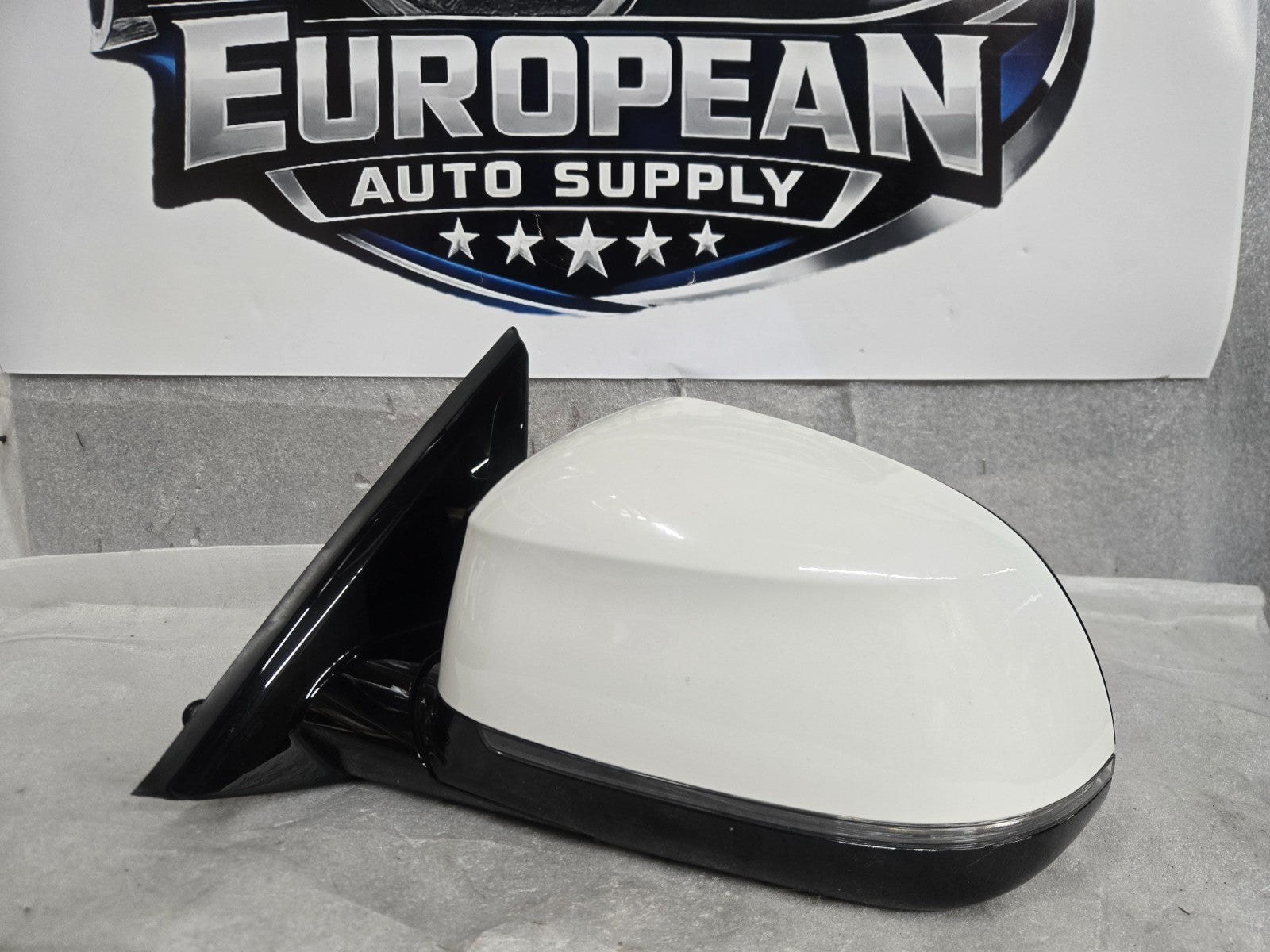 2018 - 2022 BMW X3 G01 FRONT LEFT LH DRIVER SIDE DOOR REAR VIEW MIRROR OEM WHITE