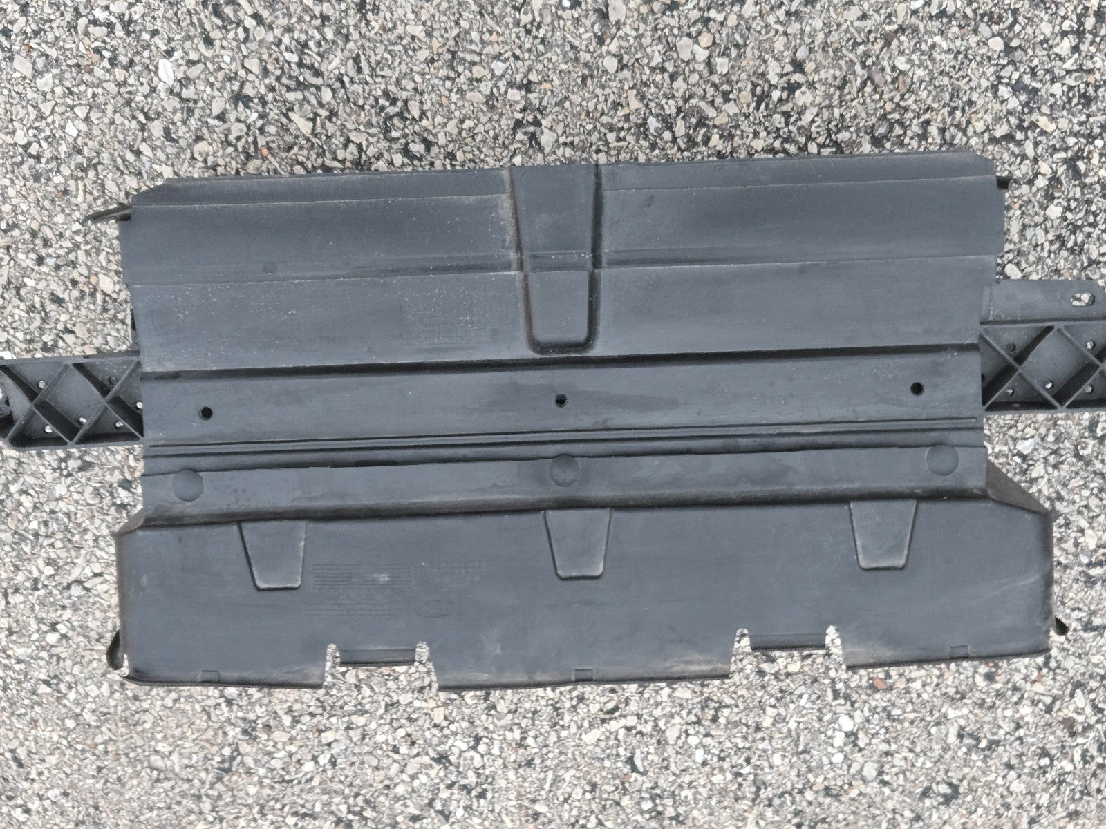 2022-24 FORD EXPEDITION Lower Radiator Support Air Vent Shutter Unit Factory OEM