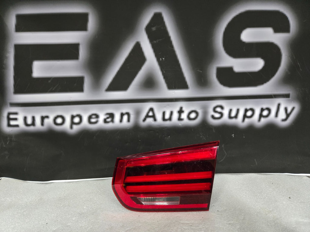 2016 - 2018 BMW 3 SERIES F30 RIGHT PASSENGER SIDE INNER TAIL LIGHT 2SK012148 OEM