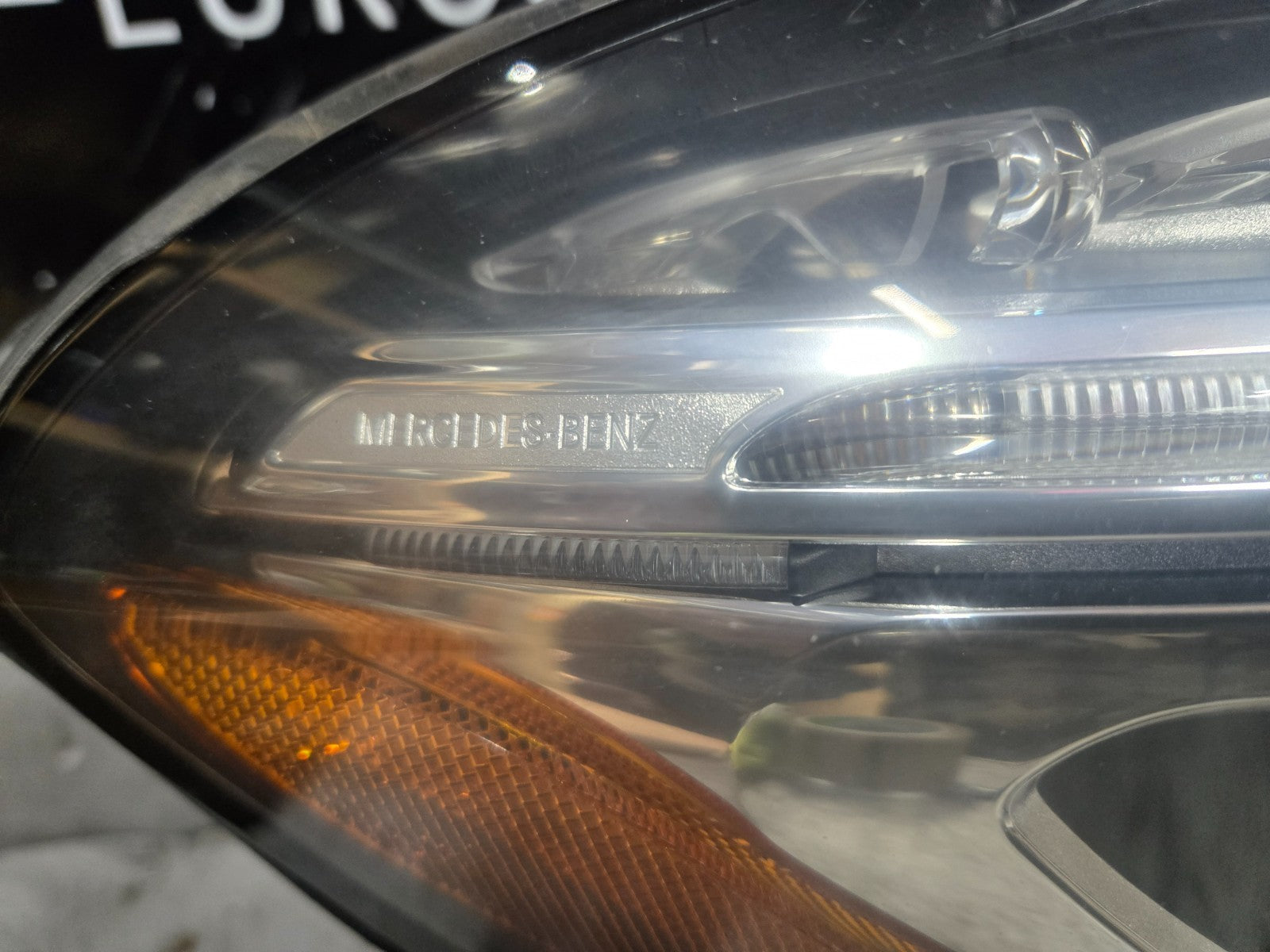 2015-17 Mercedes Benz GLA250 GLA45 Xenon Right Passenger Headlight OEM COMPLETE