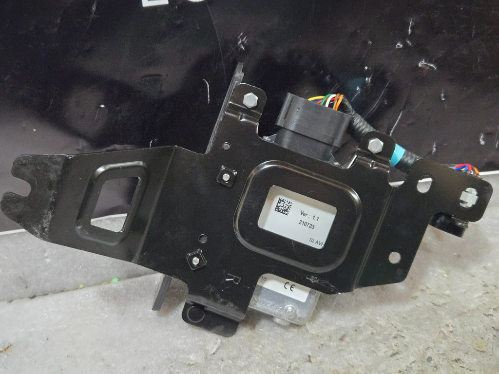 2017 2018 Kia Sorento Blind Spot Sensor Module Right RH Passenger Side OEM