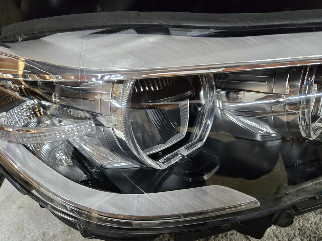 2016-19 BMW 7 Series G11 G12 LED Xenon Headlight AFS Passenger Side RH Right OEM