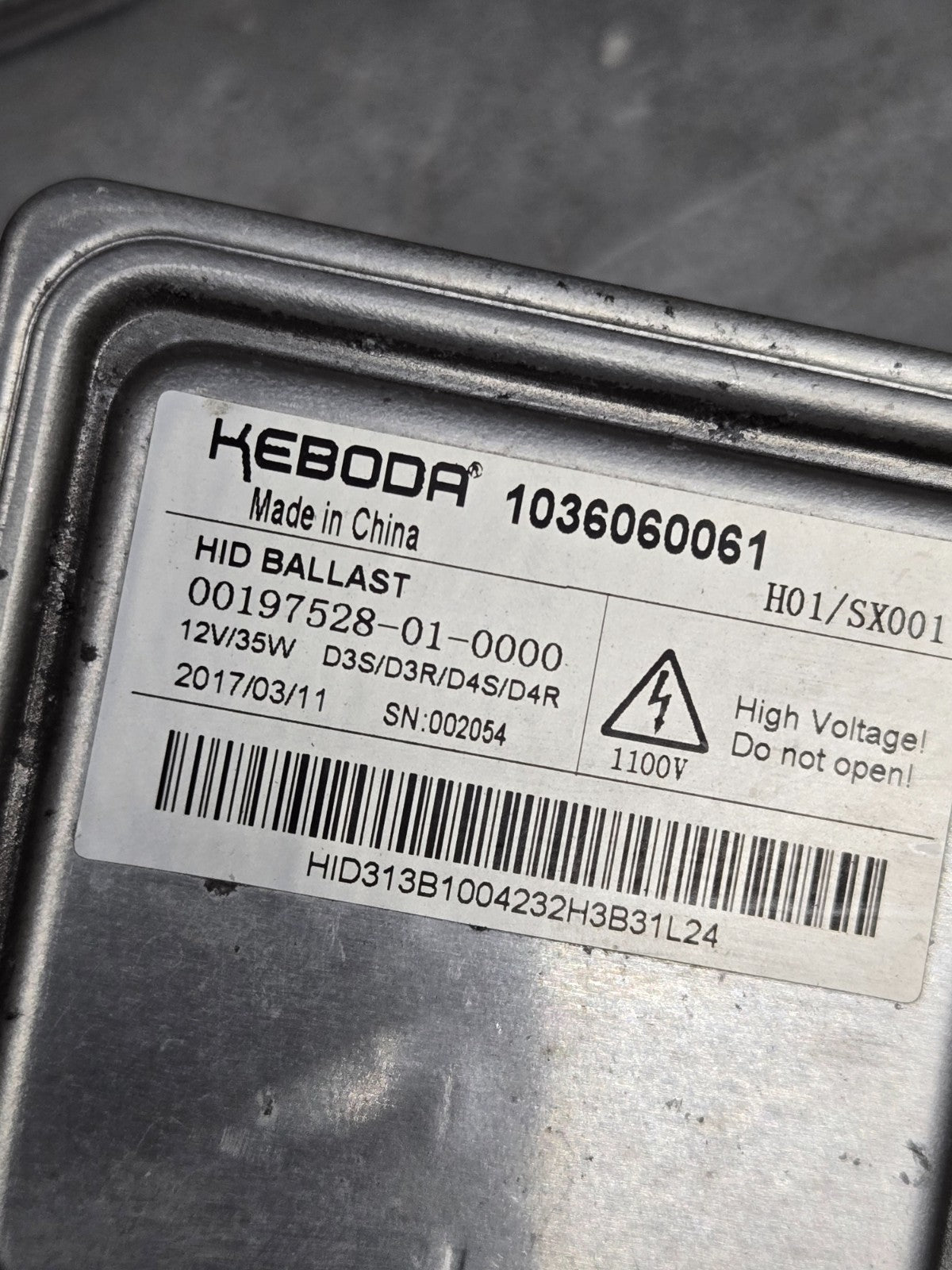 2016-2018 Jaguar XF Headlight Control Module HID Ballast OEM 1036060061 *TAB DMG