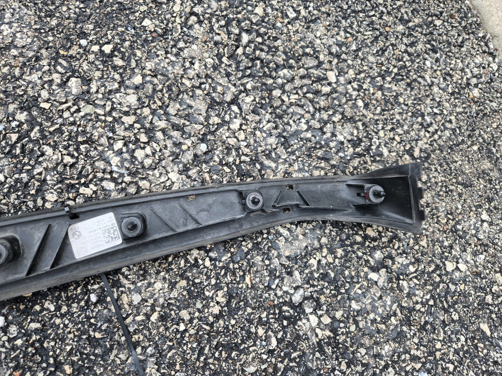 2025-26 BMW X3 M50 Liftgate Trunk Lid Applique Trim License Light W/ Camera OEM