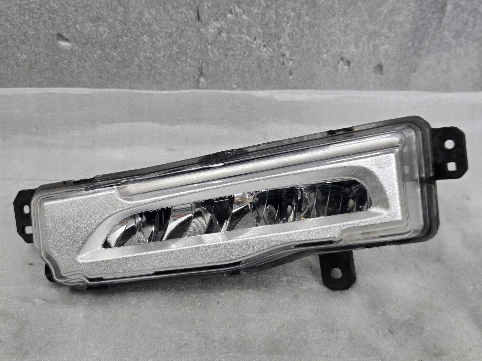 2019-2023 BMW G05 G06 G07 X5 X6 X7 Front Left LH LED Fog Light 63177406365 OEM