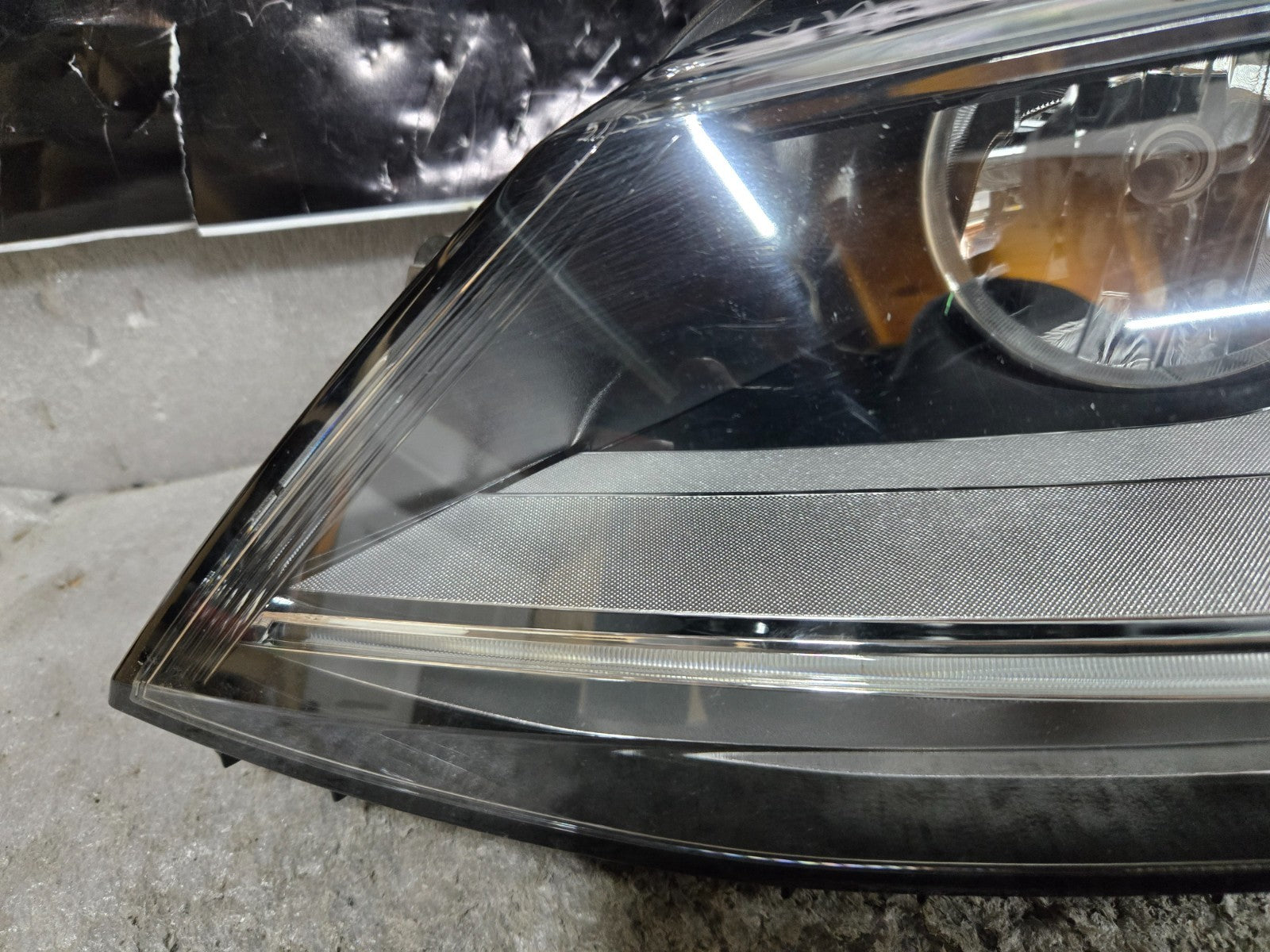 2017-2018 VW JETTA LEFT HALOGEN W/LED HEADLIGHT HEADLAMP GENUINE OEM 5C7941005J