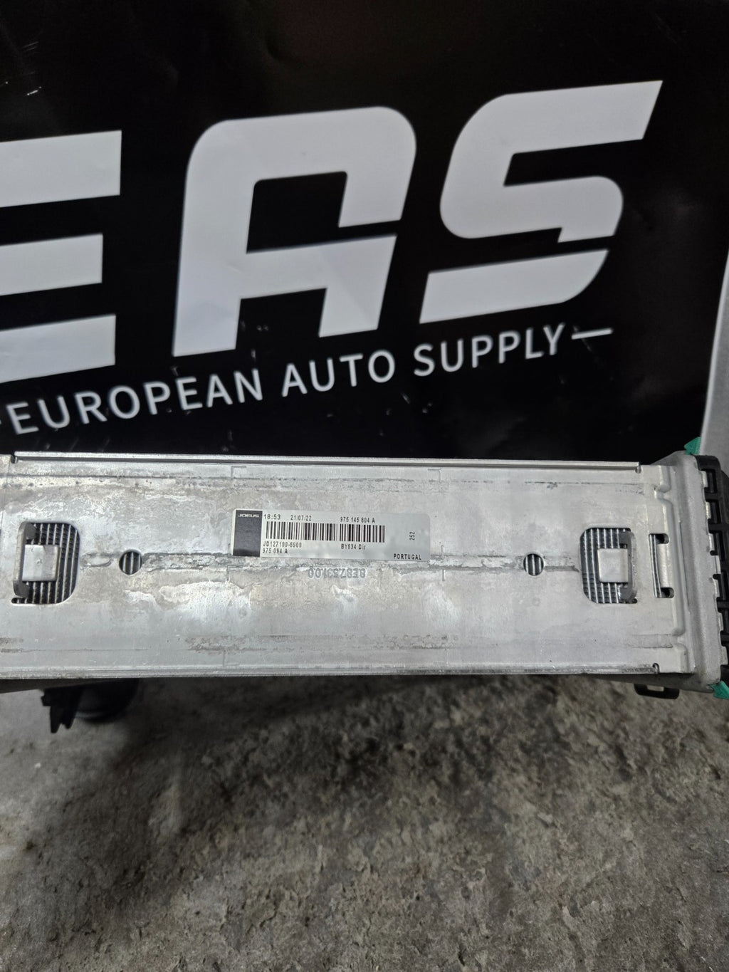 2019-2023 Bentley Continental GT Engine Air Inter Cooler 975145804A OEM
