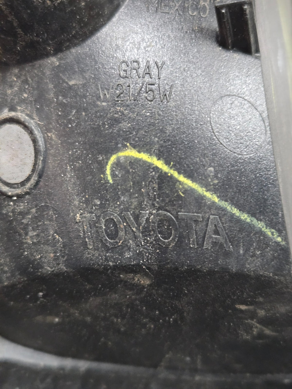 2016-2019 TOYOTA TACOMA RIGHT RH PASSENGER TAILLIGHT TAIL LIGHT OEM