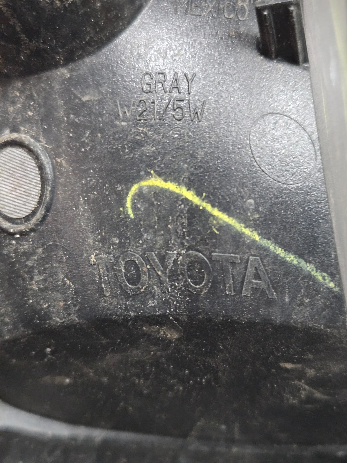 2016-2019 TOYOTA TACOMA RIGHT RH PASSENGER TAILLIGHT TAIL LIGHT OEM