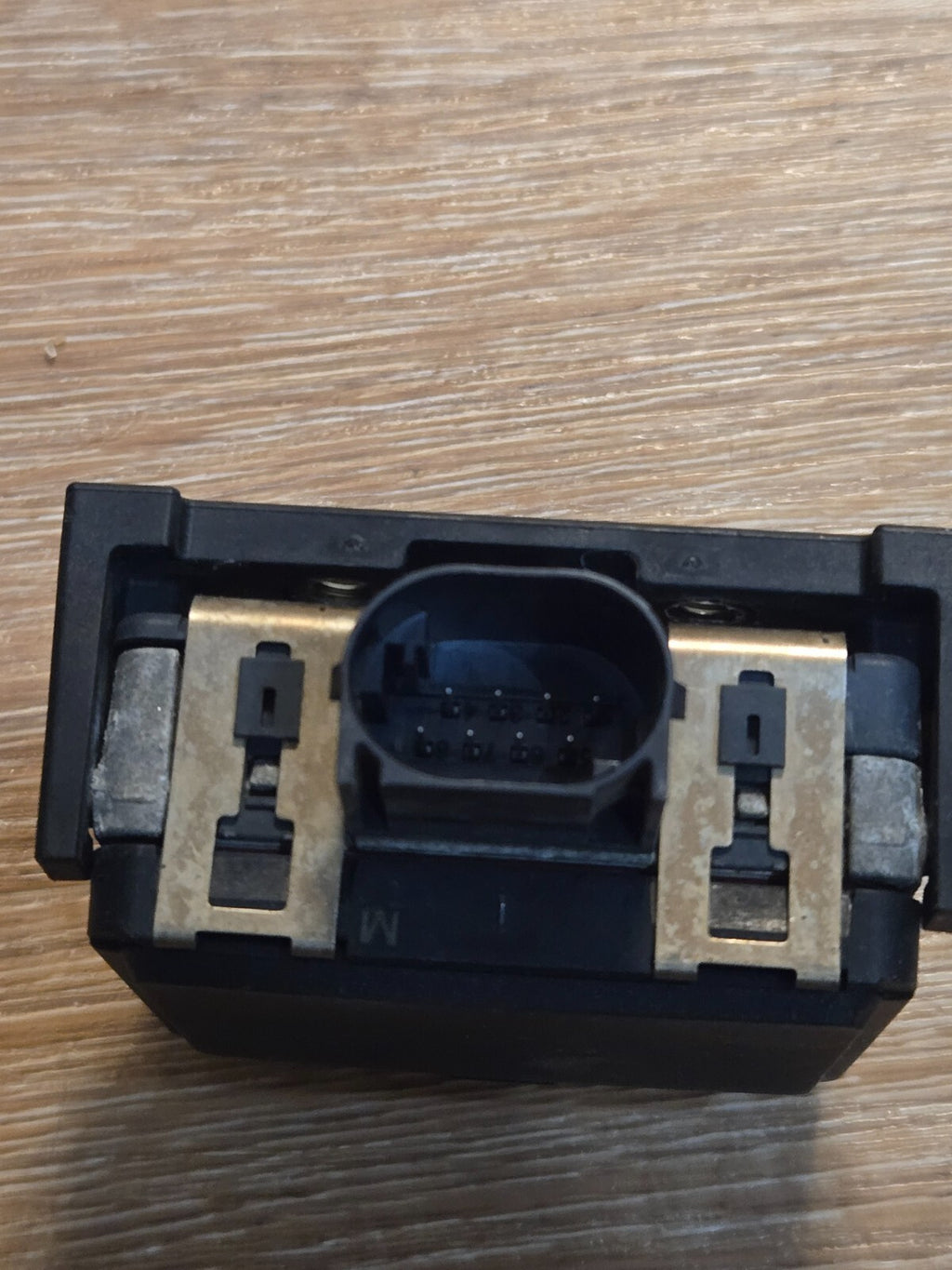 2016-2019 NISSAN SENTRA CRUISE CONTROL DISTANCE SENSOR OEM 28438-5UD0A