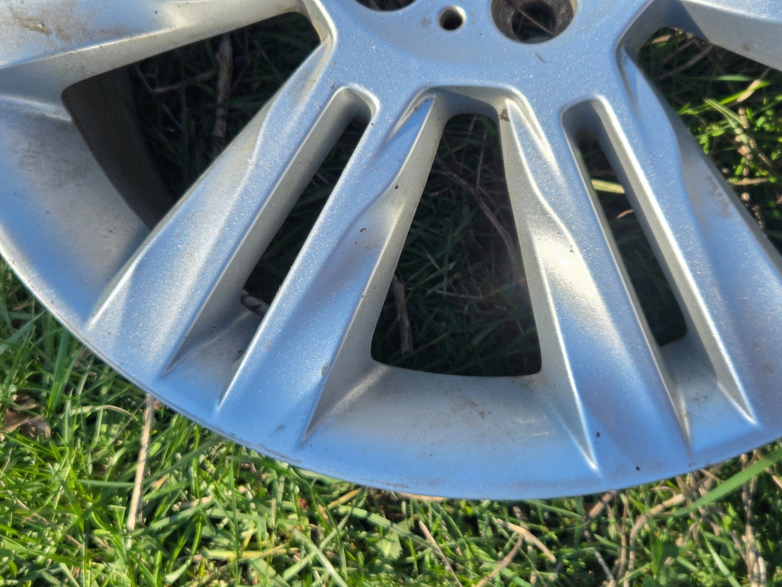 2016-2023 JAGUAR XF ALLOY 7-SPLIT SPOKE WHEEL RIM 18X8 18" OEM GX631007EA