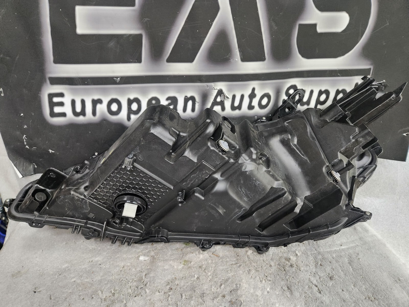 2019-2020 2021 Lexus ES350 Right RH Passenger Triple Beam LED Headlight OEM
