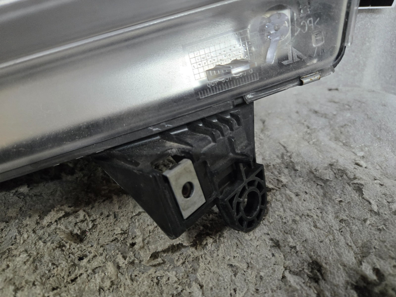 2019 2020 2021 Dodge Ram 1500 Passenger Right Halogen Headlight OEM P68316080AH