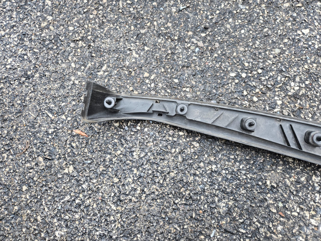 2025-26 BMW X3 M50 Liftgate Trunk Lid Applique Trim License Light W/ Camera OEM
