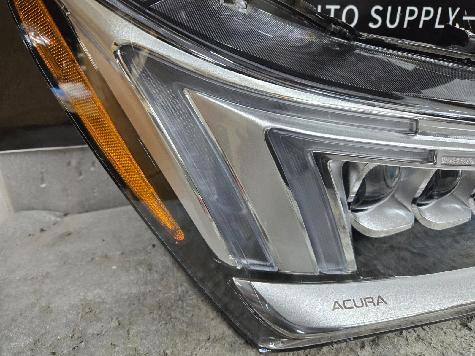 2017 2018 2019 2020 Acura MDX Right Passenger LED Headlight 33100-T25-A513 OEM