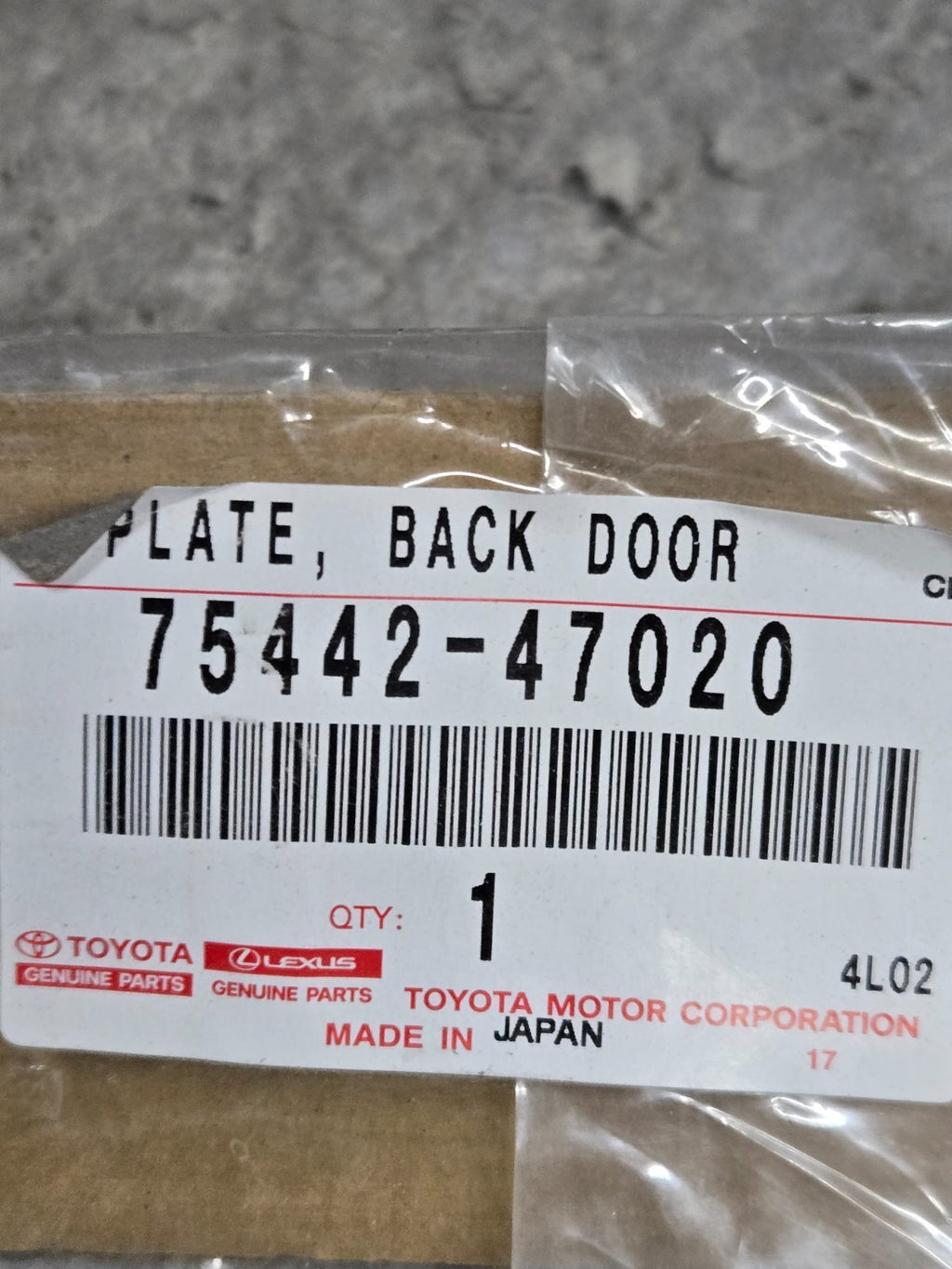 Genuine OEM Toyota 75442-47020 Rear Trunk Emblem Nameplate Badge 10-15 Prius