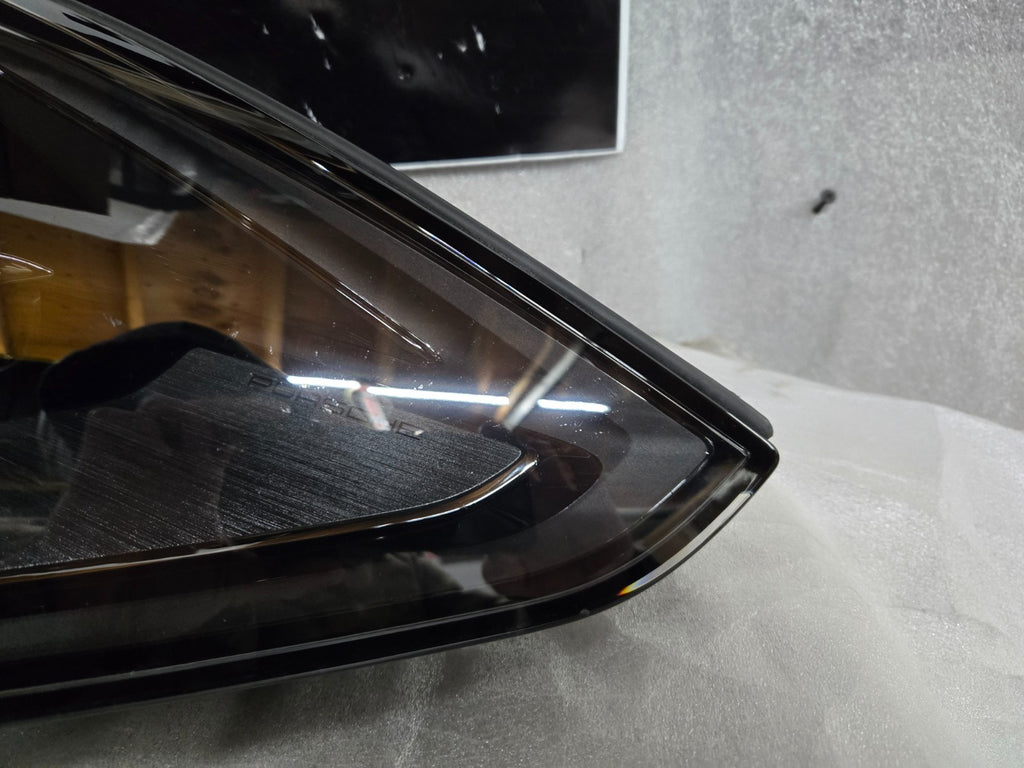 2024 2025 Porsche Cayenne Turbo Right RH Passenger Side Full LED Headlight OEM
