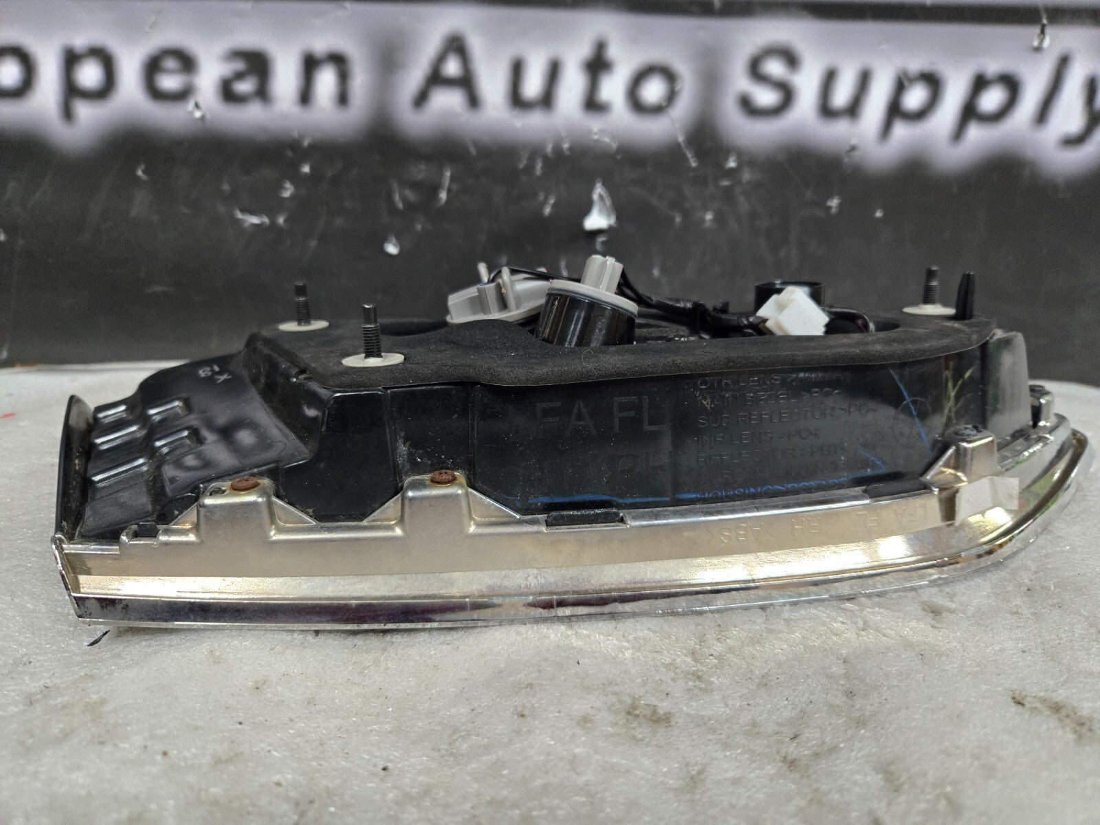 2018 2019 HYUNDAI SONATA PASSENGER RIGHT RH TAIL LIGHT LAMP OEM 92404-C2