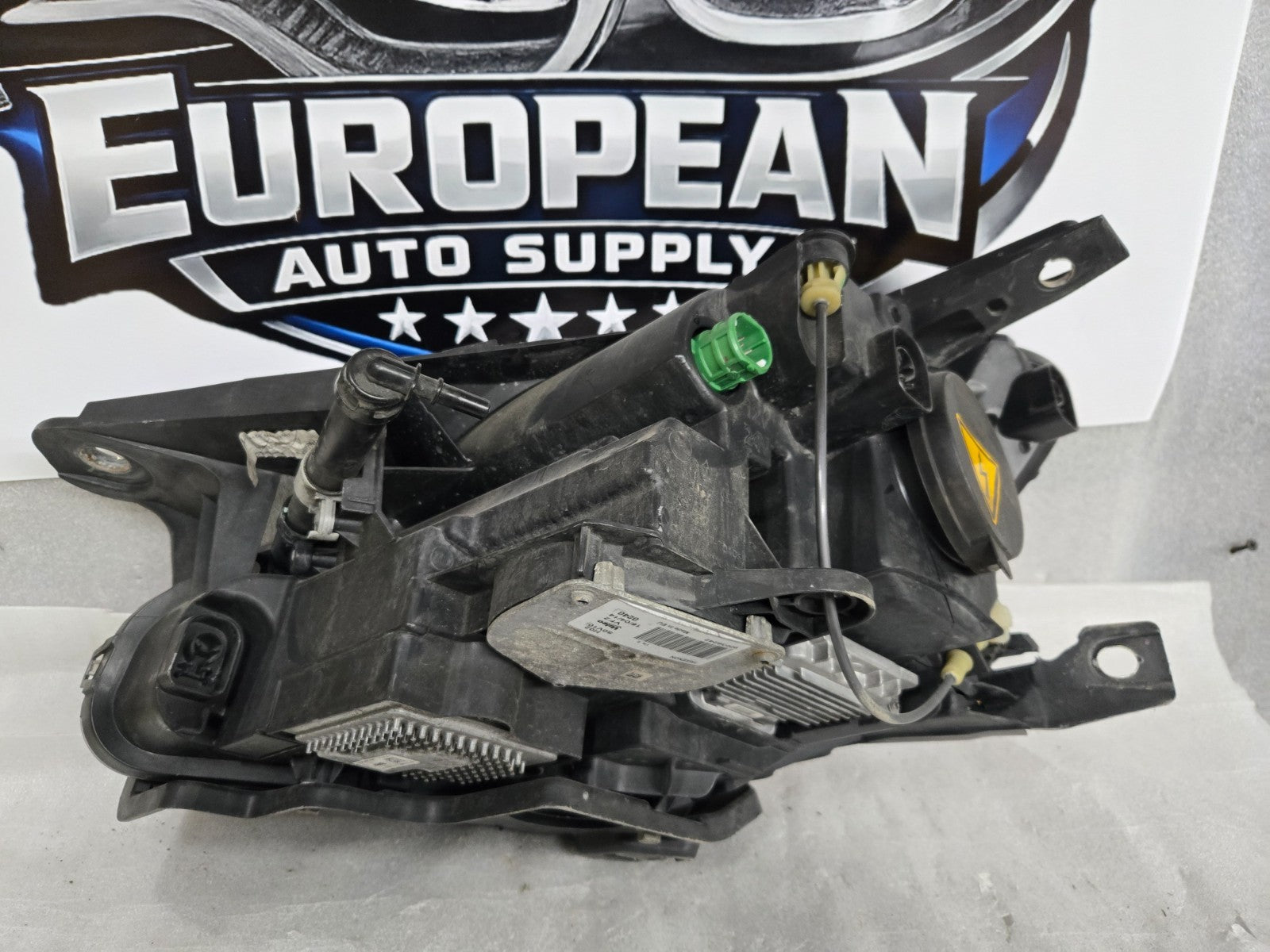 2014 2015 2016 2017 MASERATI QUATTROPORTE HEADLIGHT RIGHT RH 670006567 XENON OEM