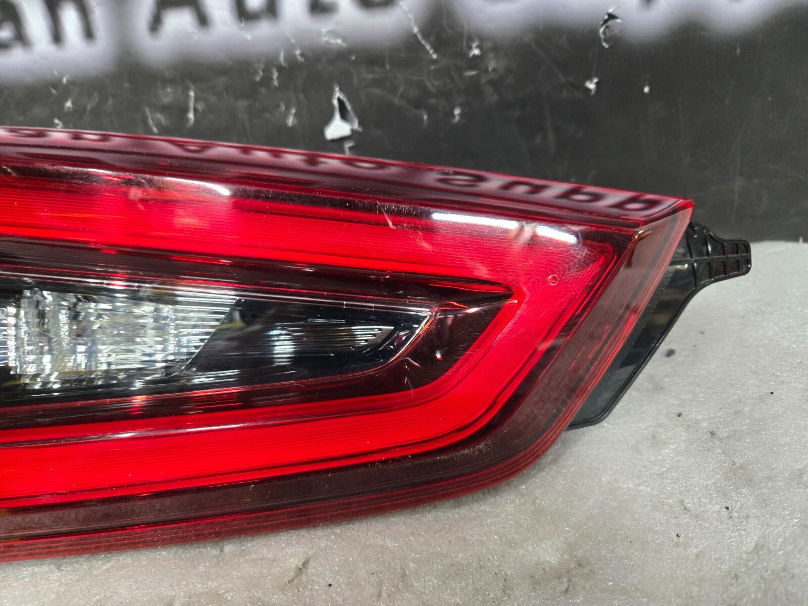 2017-2021 Nissan Quashqai Left LH Driver Side Inner Tail Light Taillight OEM