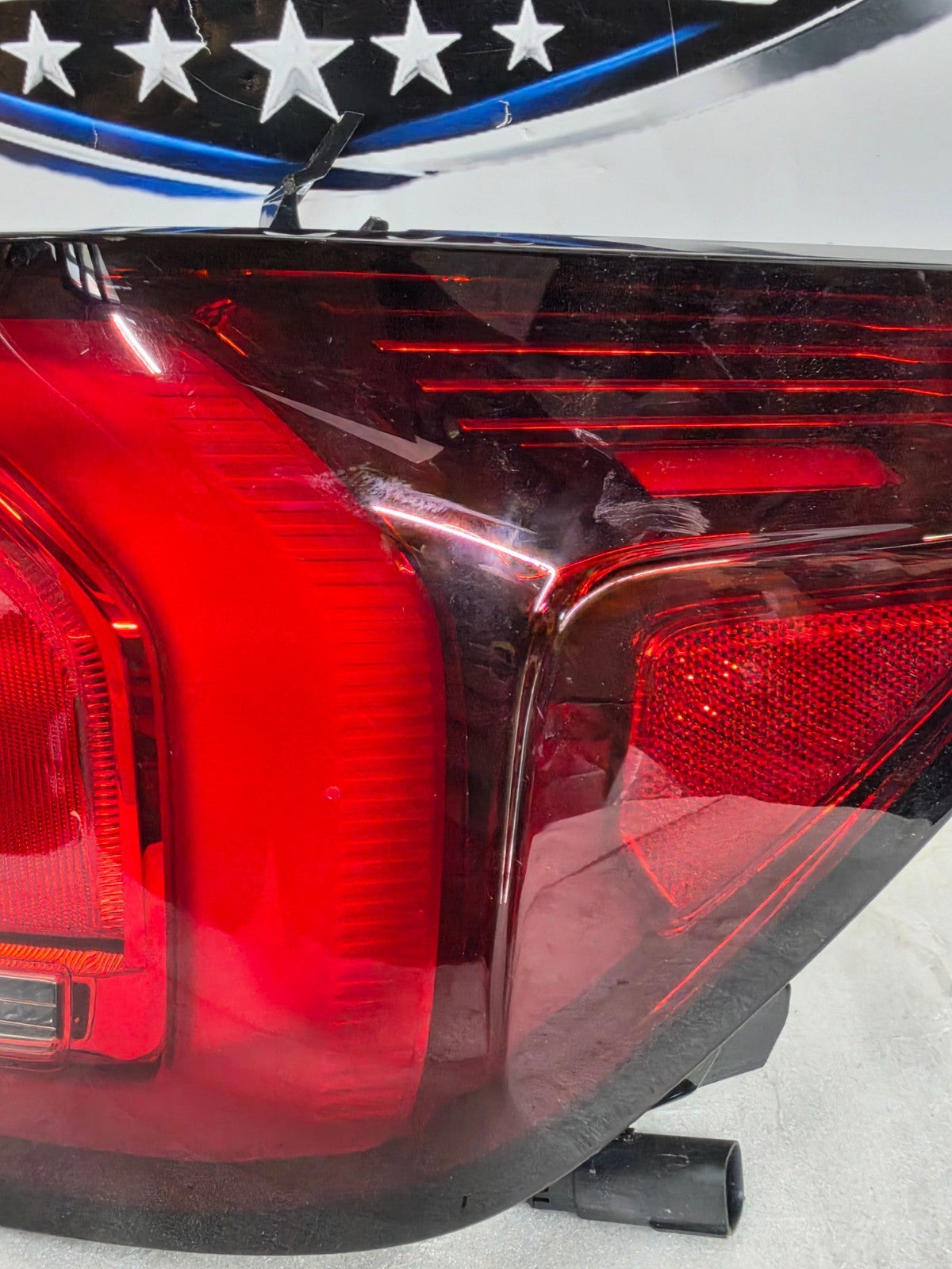 2025-2026 GMC Terrain Passenger Right RH LED Tail Light OEM 26576395