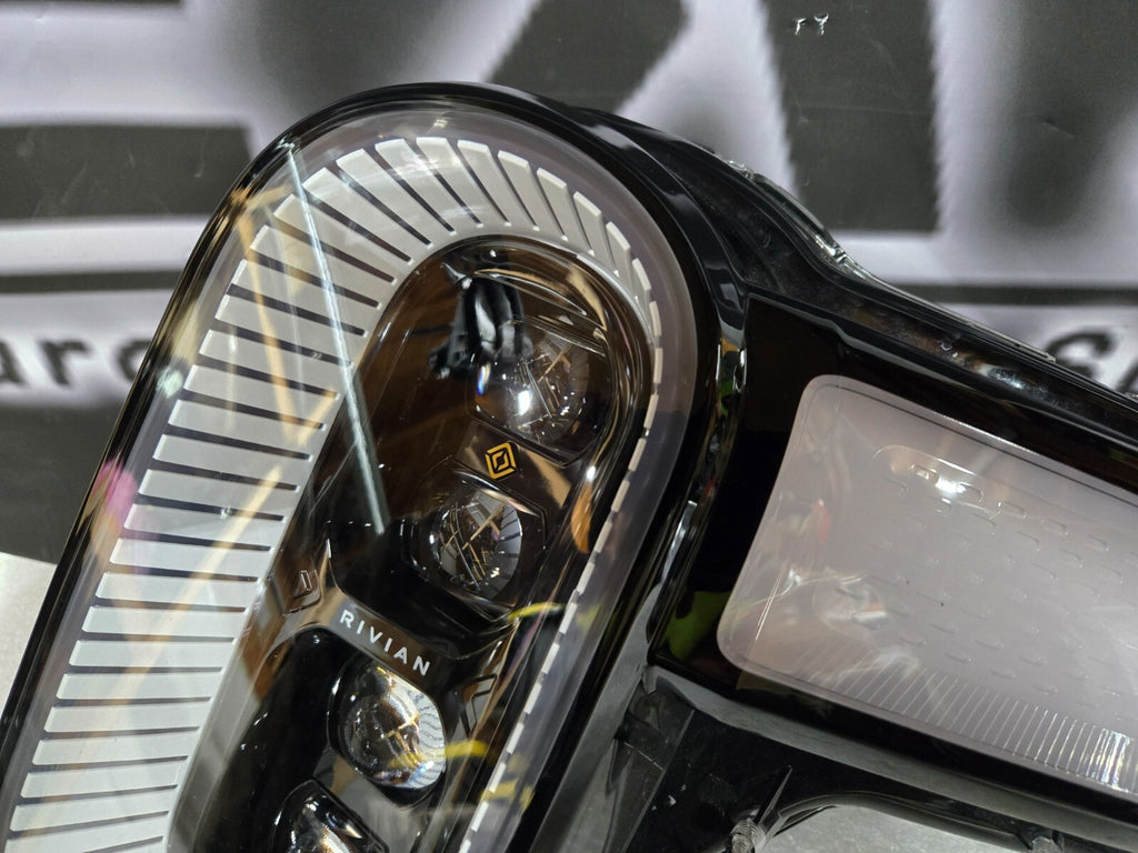 2022 2023 2024 Rivian R1T R1S Headlight LED LH Front Left Driver PT00000465P OEM
