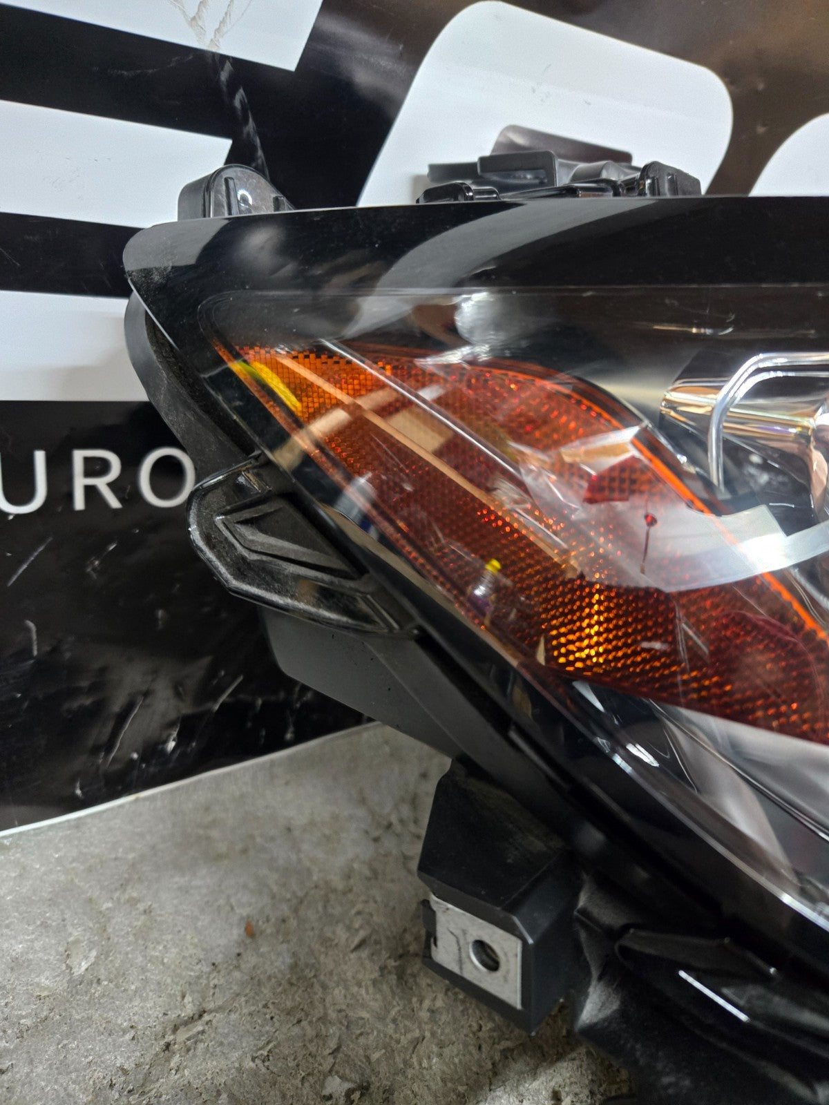 2024 2025 2026 MAZDA CX-90 Right RH Passenger Headlight Chrome Non-Adaptive OEM