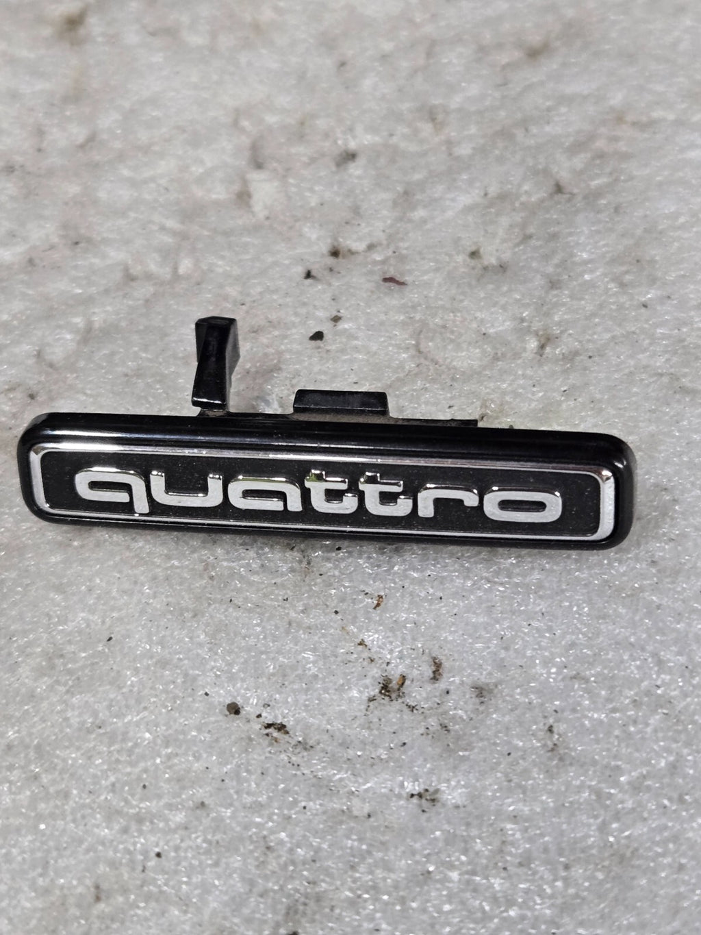 Audi Q5 8R Front Grille Quattro Badge Emblem Chrome Inscription OEM 8R0853736C