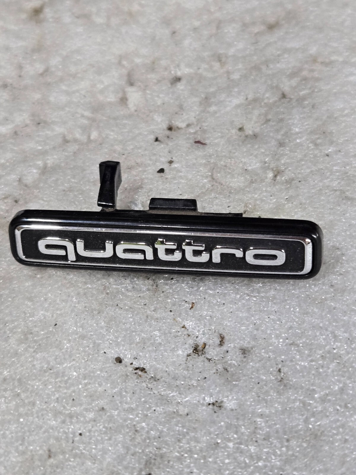 Audi Q5 8R Front Grille Quattro Badge Emblem Chrome Inscription OEM 8R0853736C