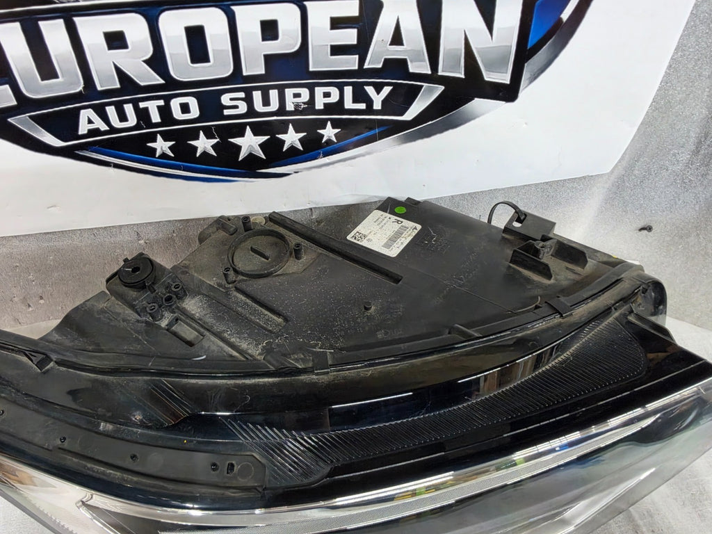 2022 2023 2024 Volkswagen Tiguan LED Headlight Right RH Passenger 5NL941036A OEM