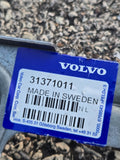 NEW OEM 17 21 Volvo XC90 Right Front Fender Bracket 31371011