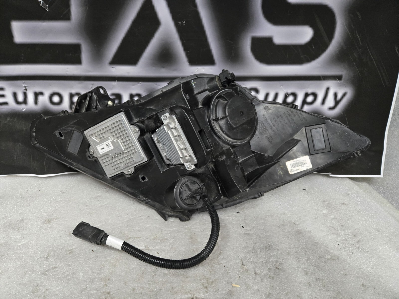2014 - 2019 Chevrolet Corvette C7 LED HID Xenon Passenger Headlight OEM 23425435