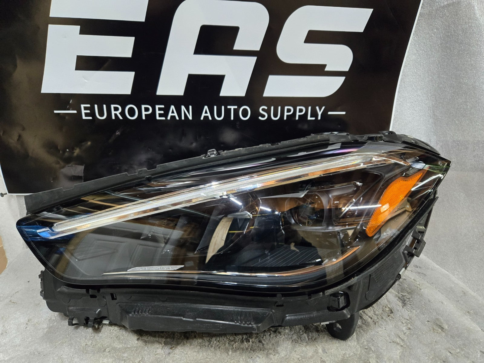 2024 2025 Mercedes-Benz CLE300 CLE450 LED Headlight Left LH Driver Side OEM